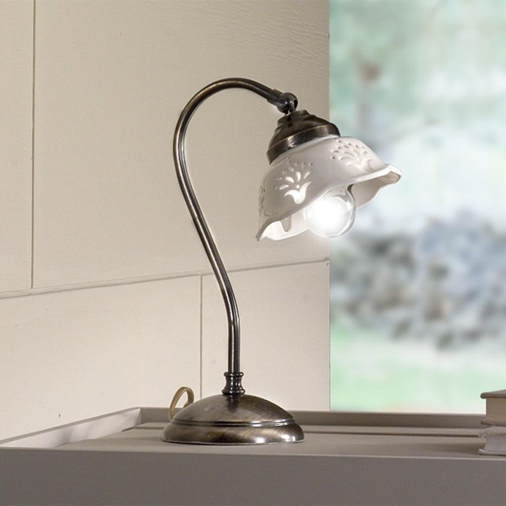 klasicky romanticky stolna lampa keramika s dierami osvetlenie vintage mediteransky rustikalny dedinsky lampas provence provensal.jpg
